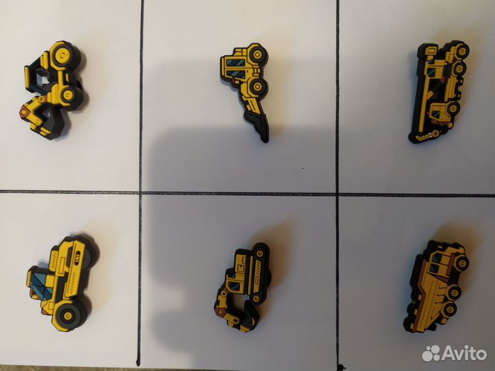 Наборы джиббитсов для crocs