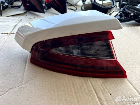 Задний фонарь Киа Стингер