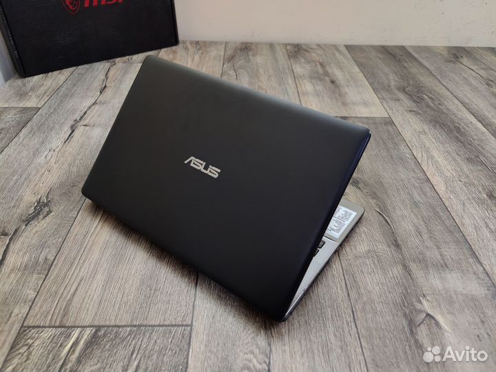 Asus X550LC (Core i5)