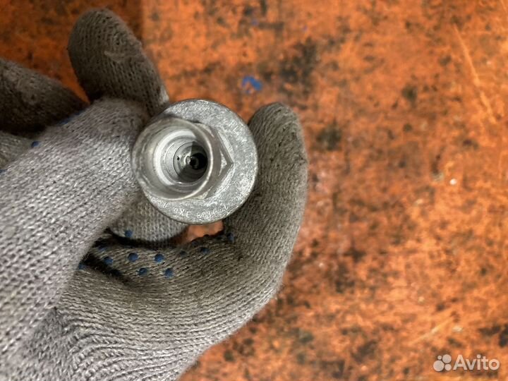 Датчик кондиционера Skoda Octavia (A4)