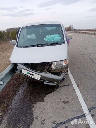 Mazda Bongo Friendee 2.5 AT, 1999, битый, 489 000 км