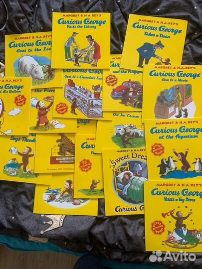 Книги на английском Curious George