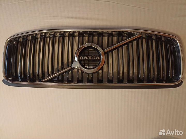 Решетка радиатора volvo xc90 2