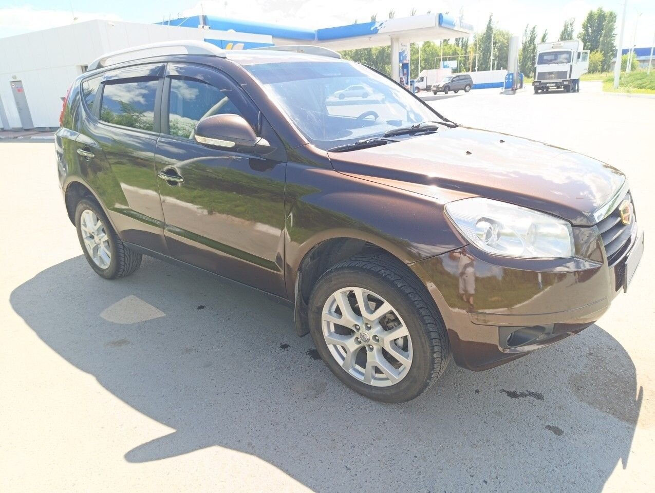 Geely Emgrand X7: фото из отзыва