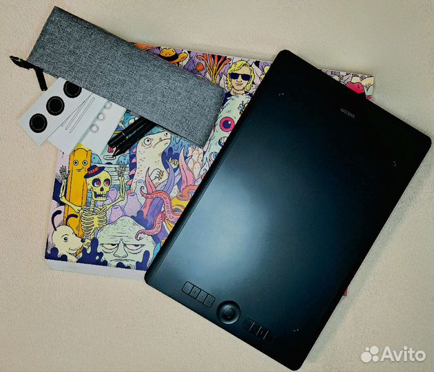 Графический планшет Wacom Intuos Pro l