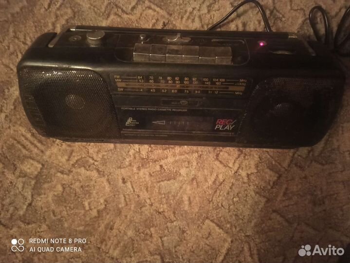 Кассетный магнитофон