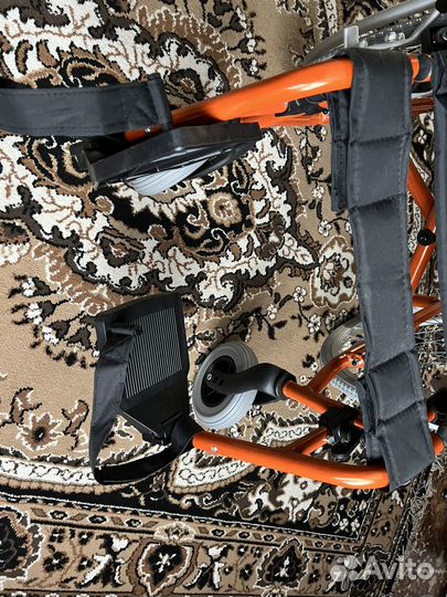 Инвалидная коляска