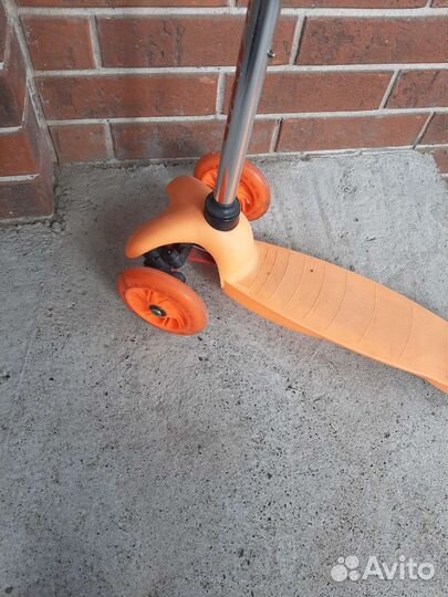 Самокат детский трехколесный