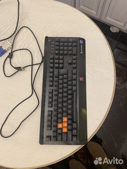 Игровая механическая клавиатура qcyber