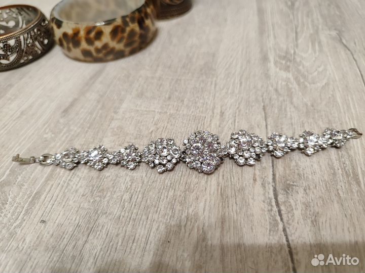 Браслет бижутерия