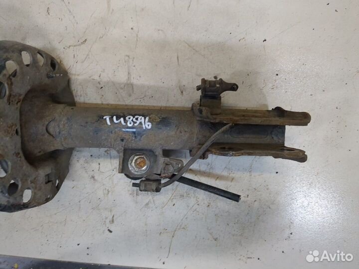 Амортизатор подвески правый передний киа Soul, 2009