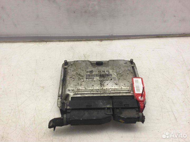 Блок управления двигателем Volkswagen Golf 0261206