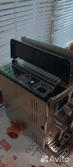 Кофемашина Saeco Xelsis