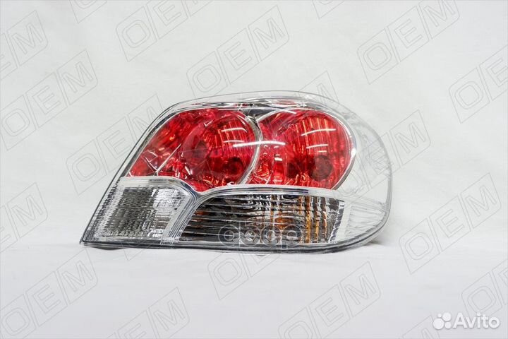 Фонарь правый Mitsubishi Outlander 1 (2003-2008) 1