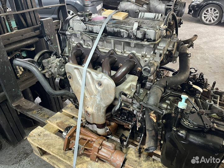 Двигатель Mitsubishi 4G64 контрактный