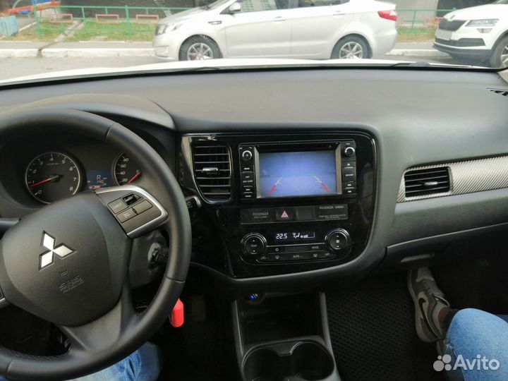 Mitsubishi Outlander 2.0 CVT, 2015, 127 000 км