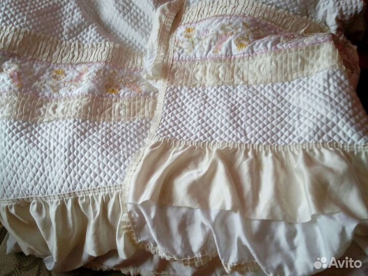 2 х спал.покрыв.Вышивка круж.Новое икеяУпаковке