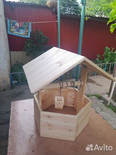 Колодец декоративный