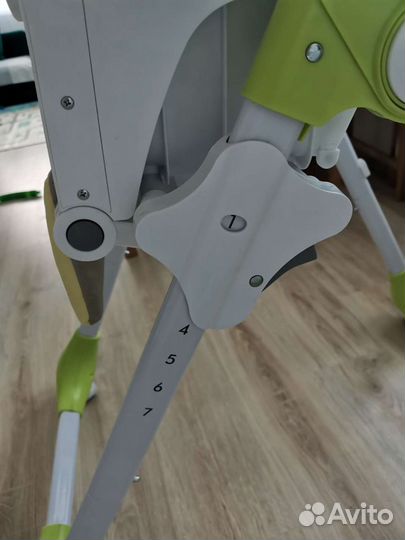 Стул для кормления babyton