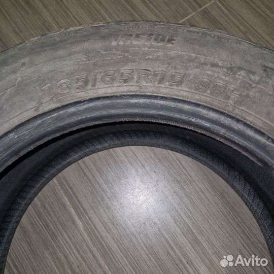 Kumho Ecowing ES01 KH27 185/65 R15 88