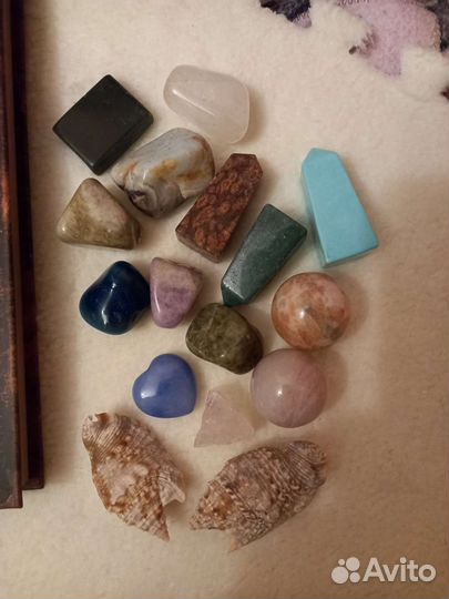 Кристаллы камни минералы, алтарь гримуар блокнот