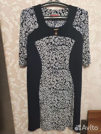Платье женское