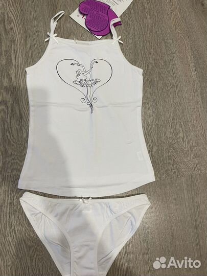 Комплект на девочку 104