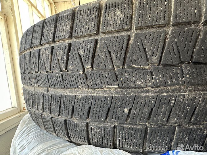 Bridgestone V-Steel Rib R230 205/55 R17