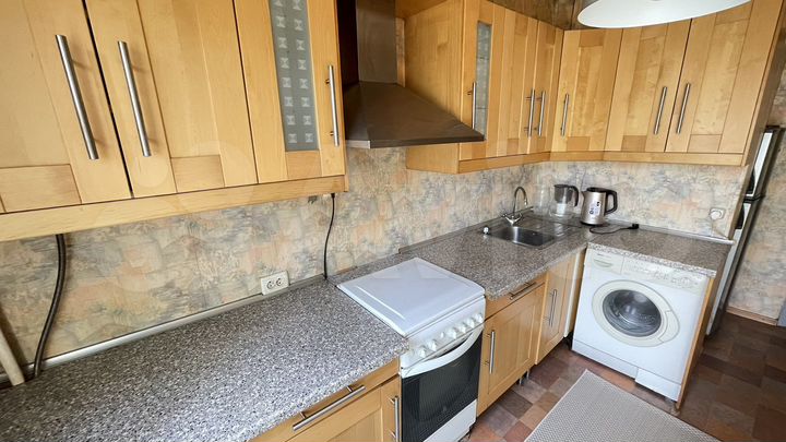 4-к. квартира, 76 м², 3/5 эт.