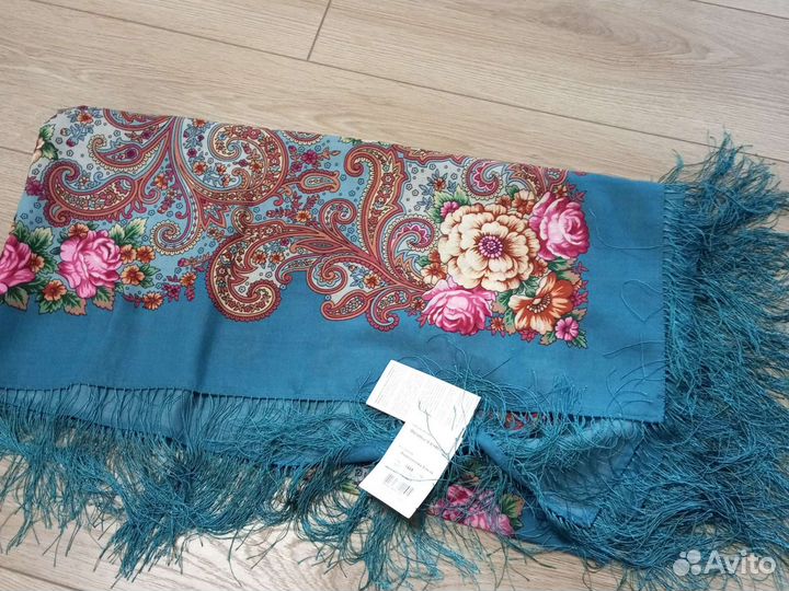 Павловопосадский шерстяной платок