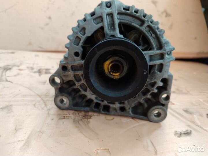 Генератор Volkswagen Golf 4 AZJ 2002