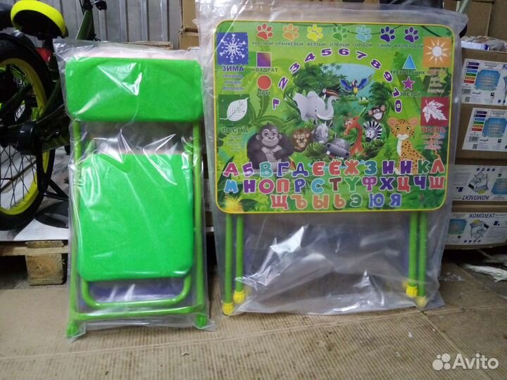 Столик и стульчик для детей