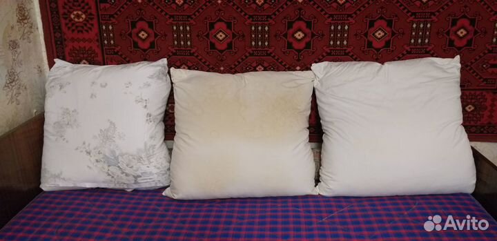 Подушка перьевая, 3 шт