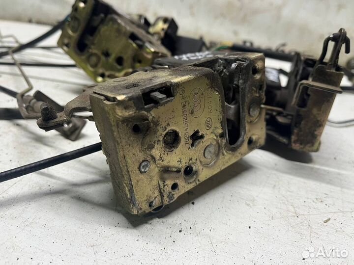 Замок двери левый правый замки Lifan breez 520