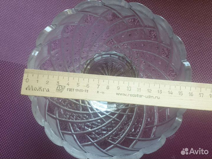 Хрустальная ваза