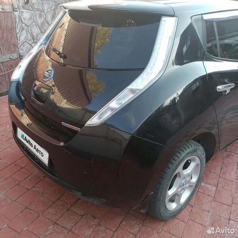 Nissan Leaf AT, 2011, 81 700 км