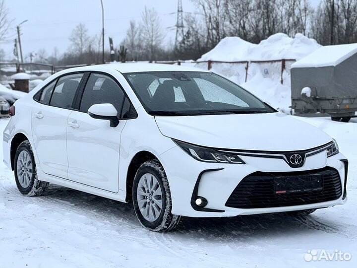 Toyota Corolla 1.2 CVT, 2022, 350 км