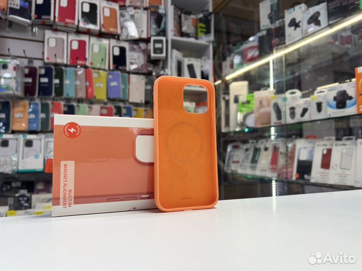 Чехол на iPhone 13 Pro Max с MagSafe оранжевый