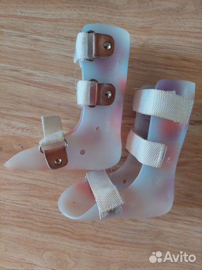 Тутора голеностоп