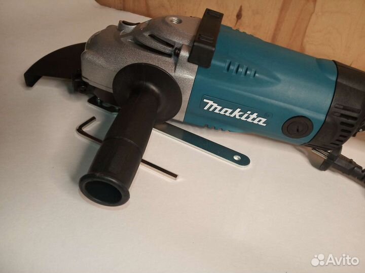 Ушм болгарка makita 230