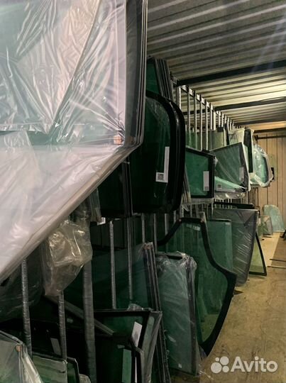 Лобовое стекло автокрана Zoomlion QY25V