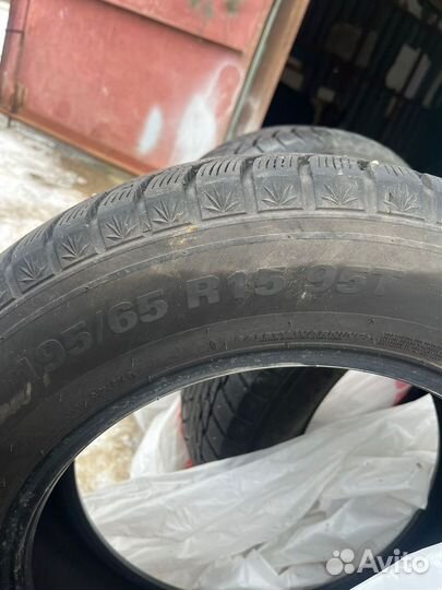 Kumho WinterCraft Ice Wi51 195/65 R15