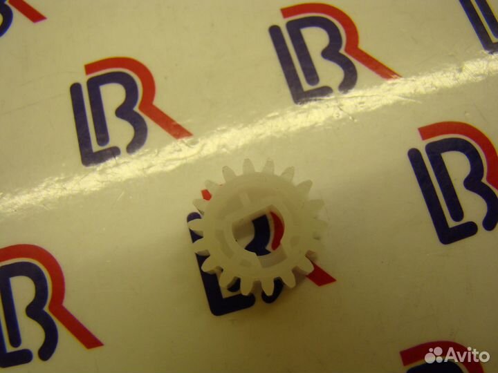 2M214220 Шестерня привода Kyocera Mita FS-1125MFP