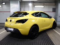 Opel Astra GTC 1.4 AT, 2014, 116 450 км, с пробегом, цена 1 050 000 руб.