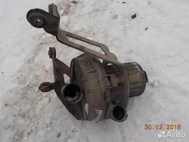 Насос воздушный Volkswagen Touareg AXQ 4.2 2004