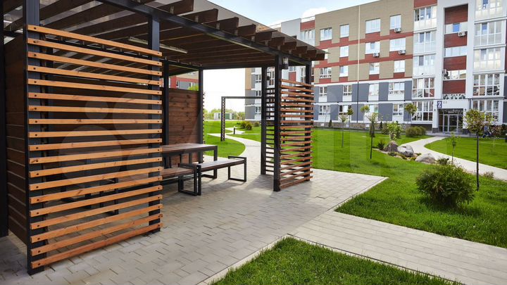 2-к. квартира, 76 м², 2/5 эт.