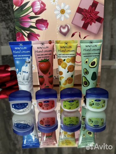 Набор кремовдля рук и бальзамы 8 март