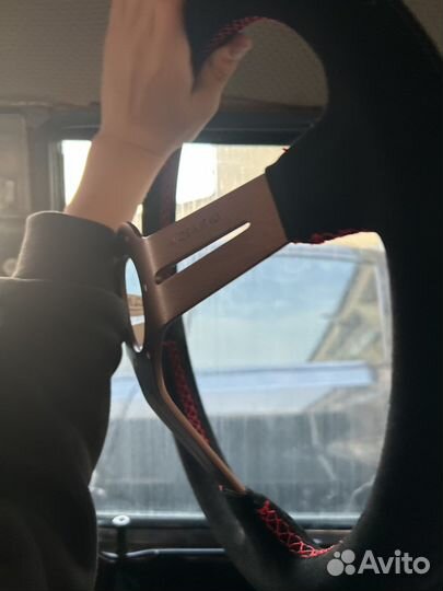 Спортивный руль на автомобиль ваз