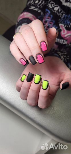 Маникюр и педикюр на Сельме