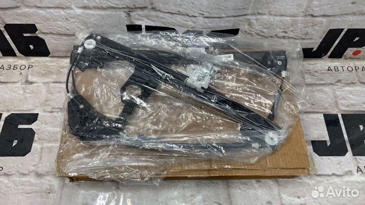 Стеклоподъемник двери передний левый Infiniti Qx60